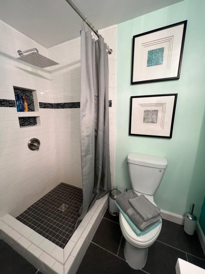 Cozy Loft With Parking And Private Patio W/ Grill Apartment Wilmington Exterior photo